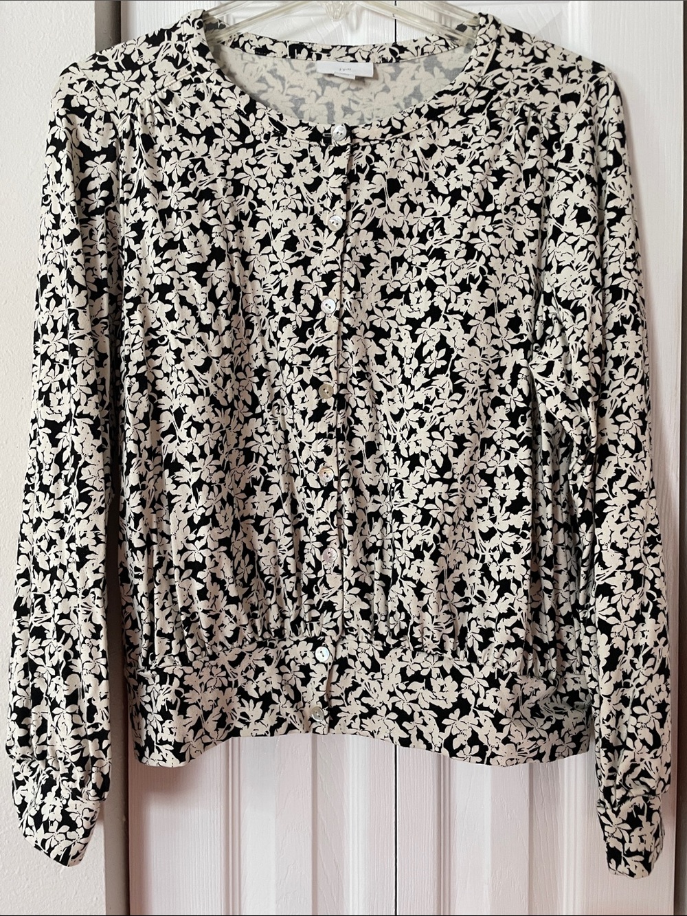 J. Jill Black and White Floral Button-Front Shirt